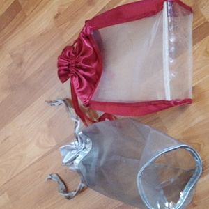 2 draw string bags